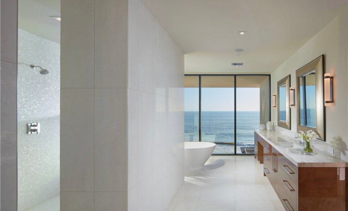 Newport Beach - Bathrooms - Image #12